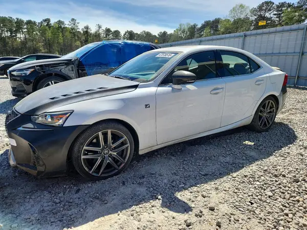 JTHC81D22K5039930 2019 LEXUS IS - Image 1