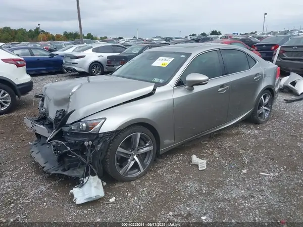 JTHC81D23J5026487 2018 LEXUS IS - Image 2