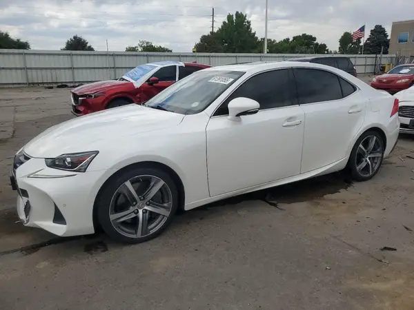 JTHC81D23J5028658 2018 LEXUS IS - Image 1