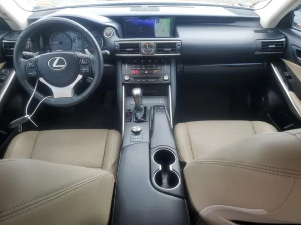 JTHC81D23J5028658 2018 LEXUS IS - Image 8