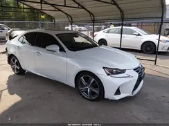 JTHC81D23J5028689 2018 LEXUS IS