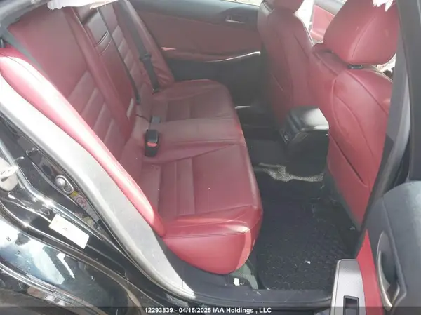 JTHC81D23J5030202 2018 LEXUS IS - Image 8