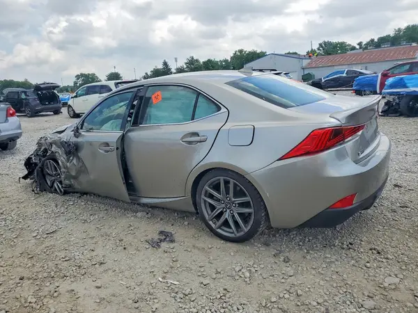 JTHC81D23J5032564 2018 LEXUS IS - Image 2
