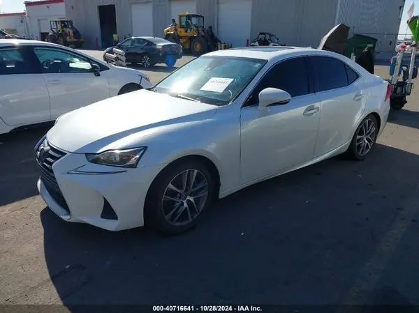 JTHC81D23J5032838 2018 LEXUS IS - Image 2