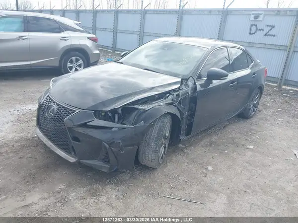 JTHC81D23K5033909 2019 LEXUS IS - Image 2
