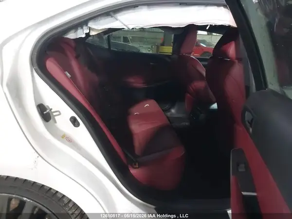 JTHC81D23K5034526 2019 LEXUS IS - Image 8
