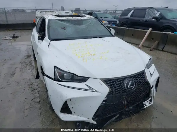 JTHC81D23K5035725 2019 LEXUS IS - Image 1