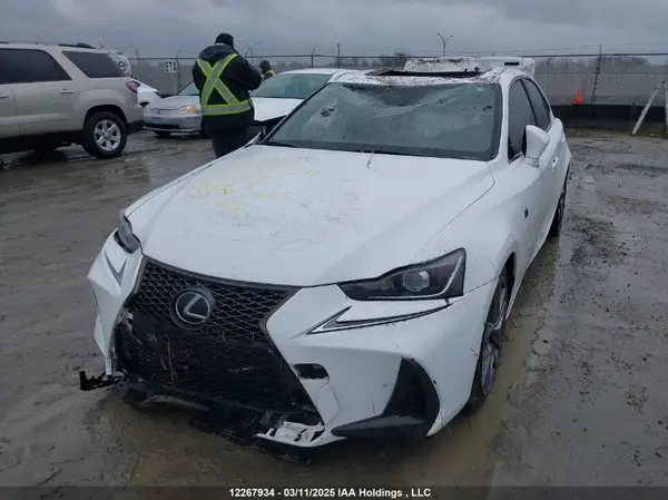 JTHC81D23K5035725 2019 LEXUS IS - Image 2