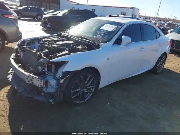 JTHC81D24J5027311 2018 LEXUS IS - Image 2