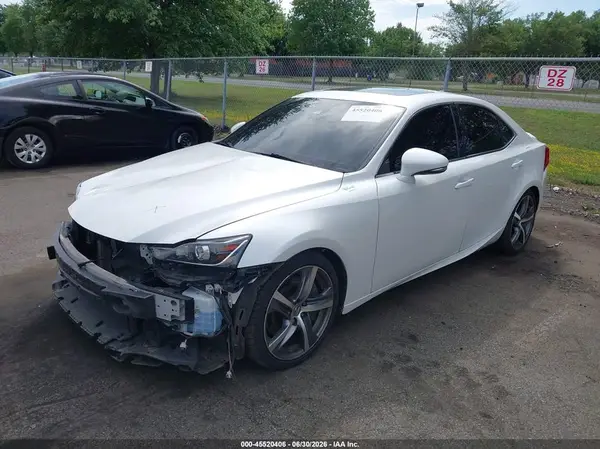 JTHC81D24J5030497 2018 LEXUS IS - Image 2