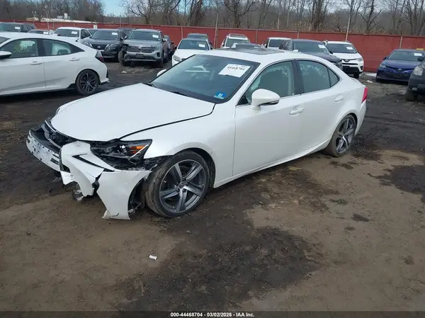 JTHC81D25J5027690 2018 LEXUS IS - Image 2