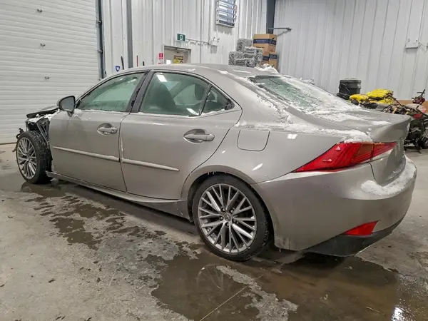 JTHC81D25J5029455 2018 LEXUS IS - Image 2