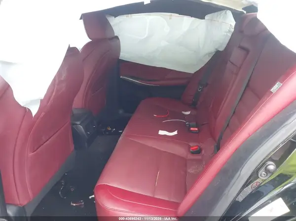 JTHC81D25J5031058 2018 LEXUS IS - Image 8