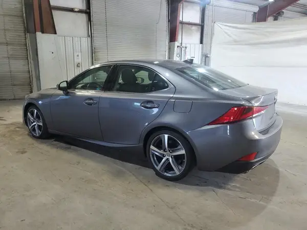 JTHC81D25J5031402 2018 LEXUS IS - Image 2