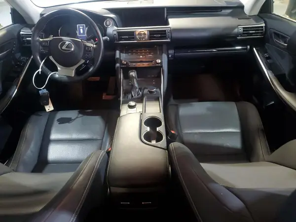 JTHC81D25J5031402 2018 LEXUS IS - Image 8