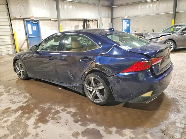 JTHC81D25K5033944 2019 LEXUS IS - Image 2