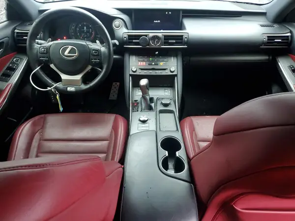 JTHC81D25K5036603 2019 LEXUS IS - Image 8