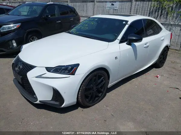 JTHC81D25K5037833 2019 LEXUS IS - Image 2