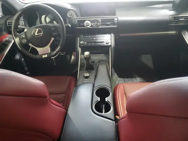 JTHC81D26J5029478 2018 LEXUS IS - Image 8