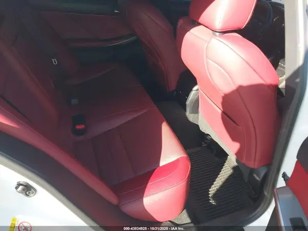 JTHC81D26J5031103 2018 LEXUS IS - Image 8