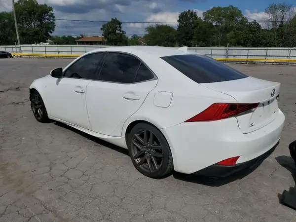 JTHC81D26J5031165 2018 LEXUS IS - Image 2