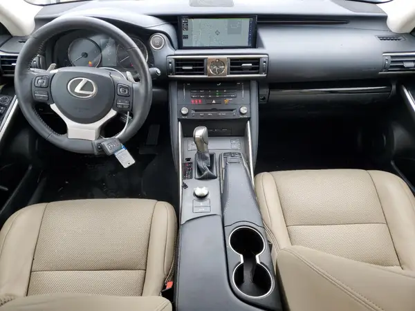 JTHC81D26J5031571 2018 LEXUS IS - Image 8