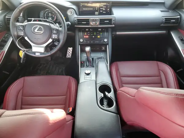 JTHC81D26J5033191 2018 LEXUS IS - Image 8