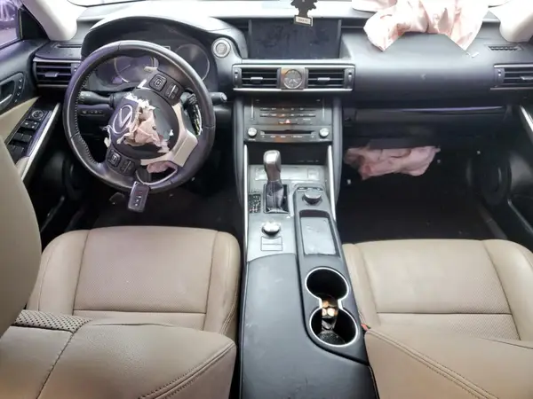 JTHC81D26J5033496 2018 LEXUS IS - Image 8