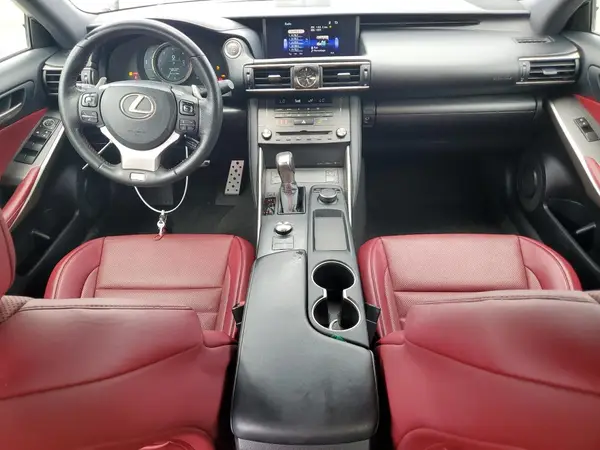 JTHC81D26K5035301 2019 LEXUS IS - Image 8