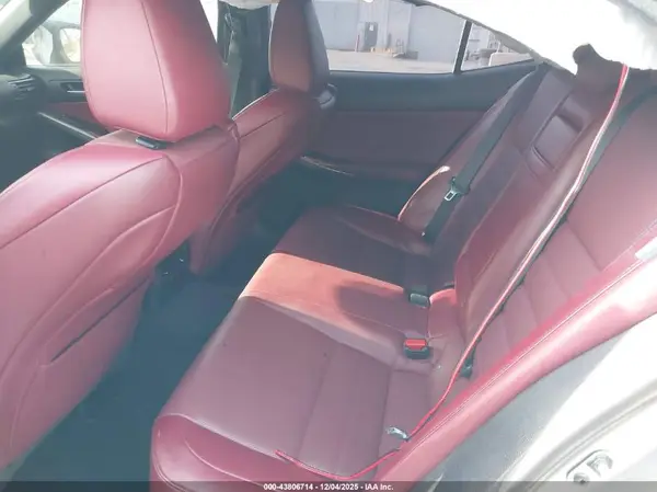 JTHC81D26K5039316 2019 LEXUS IS - Image 8