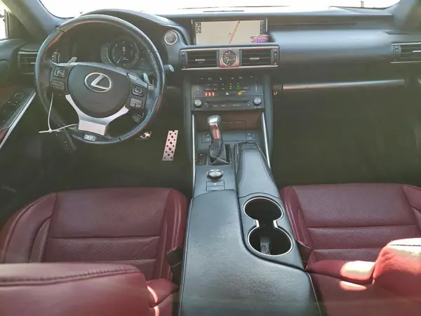 JTHC81D27J5027254 2018 LEXUS IS - Image 8