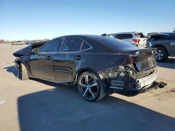 JTHC81D27J5030980 2018 LEXUS IS - Image 2