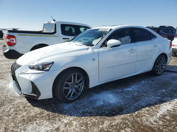 JTHC81D27J5032518 2018 LEXUS IS - Image 1