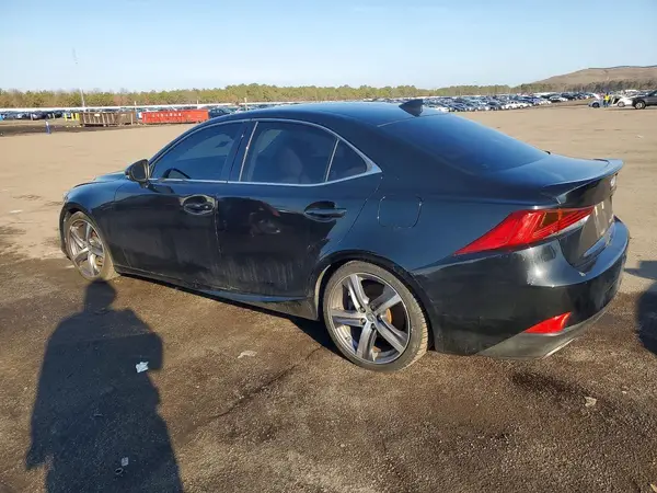 JTHC81D27J5033569 2018 LEXUS IS - Image 2