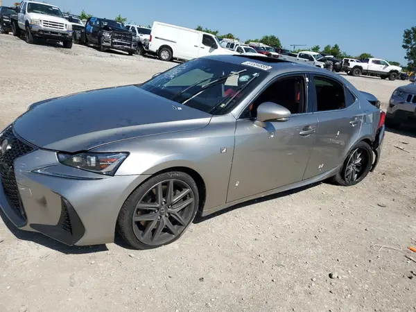 JTHC81D27J5033779 2018 LEXUS IS - Image 1