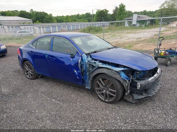 JTHC81D27K5037901 2019 LEXUS IS - Image 1