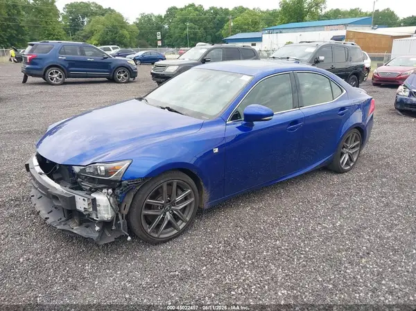 JTHC81D27K5037901 2019 LEXUS IS - Image 2
