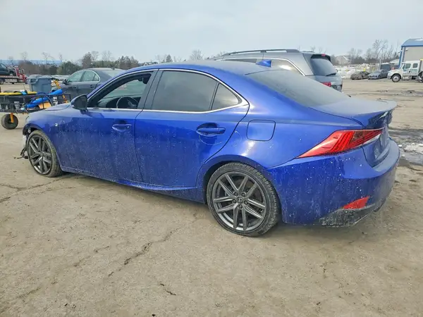 JTHC81D27K5038675 2019 LEXUS IS - Image 2