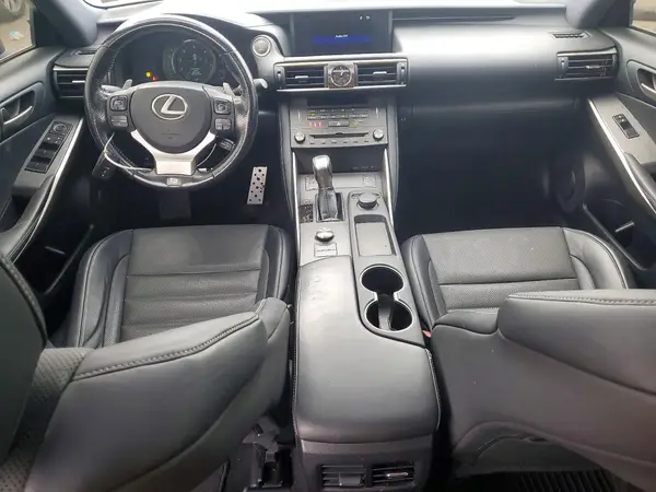 JTHC81D27K5038675 2019 LEXUS IS - Image 8