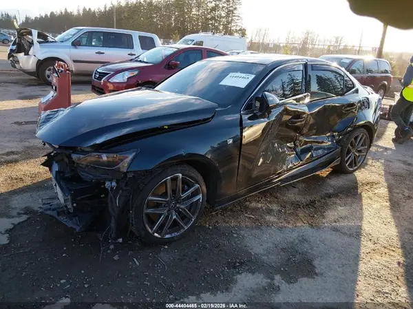 JTHC81D27K5039020 2019 LEXUS IS - Image 2