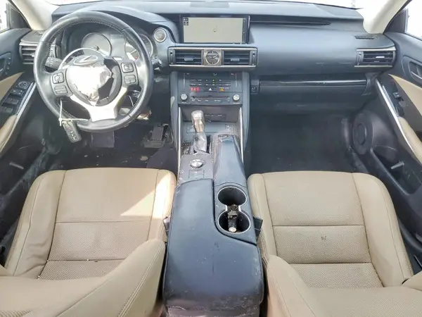 JTHC81D28J5026386 2018 LEXUS IS - Image 8