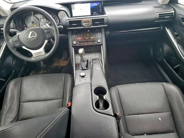 JTHC81D28J5028977 2018 LEXUS IS - Image 8