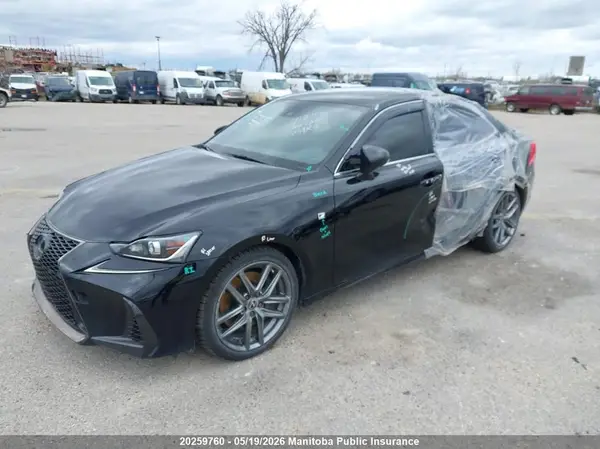 JTHC81D28K5034215 2019 LEXUS IS - Image 2