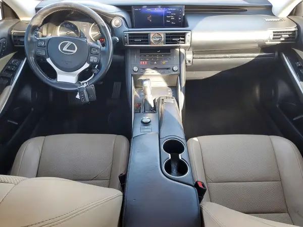 JTHC81D28K5035512 2019 LEXUS IS - Image 8