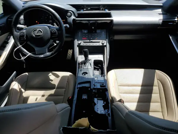 JTHC81D28K5037261 2019 LEXUS IS - Image 8