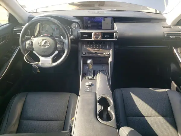 JTHC81D28K5038569 2019 LEXUS IS - Image 8