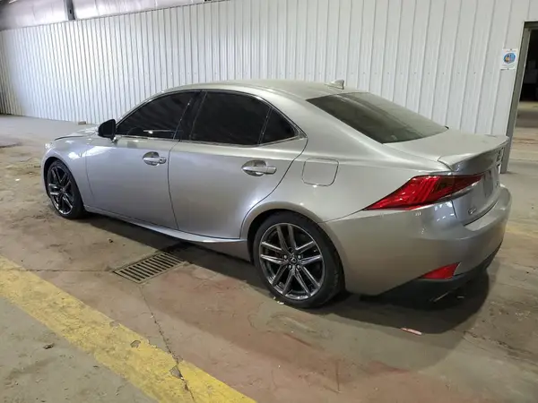 JTHC81D29J5026882 2018 LEXUS IS - Image 2