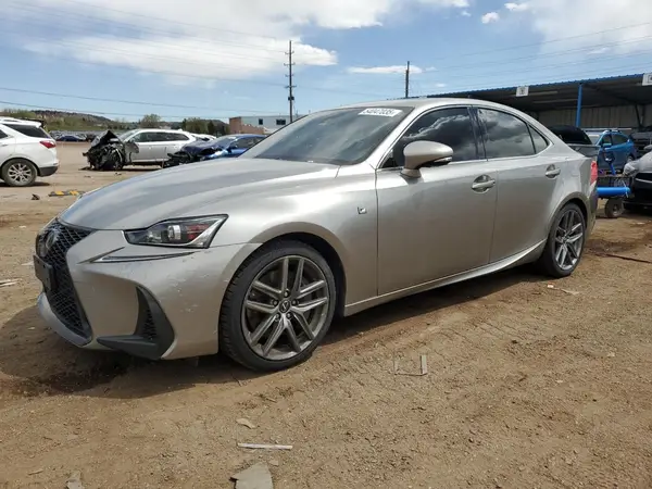 JTHC81D29J5027191 2018 LEXUS IS - Image 1