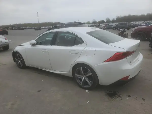 JTHC81D29J5030284 2018 LEXUS IS - Image 2