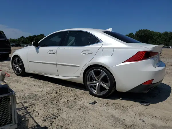 JTHC81D29J5030611 2018 LEXUS IS - Image 2